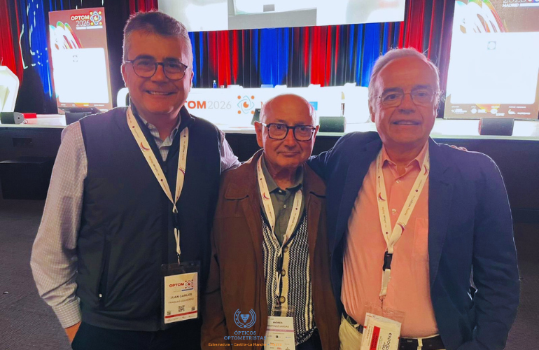 Primera Delegación CNOO en OPTOM 2026